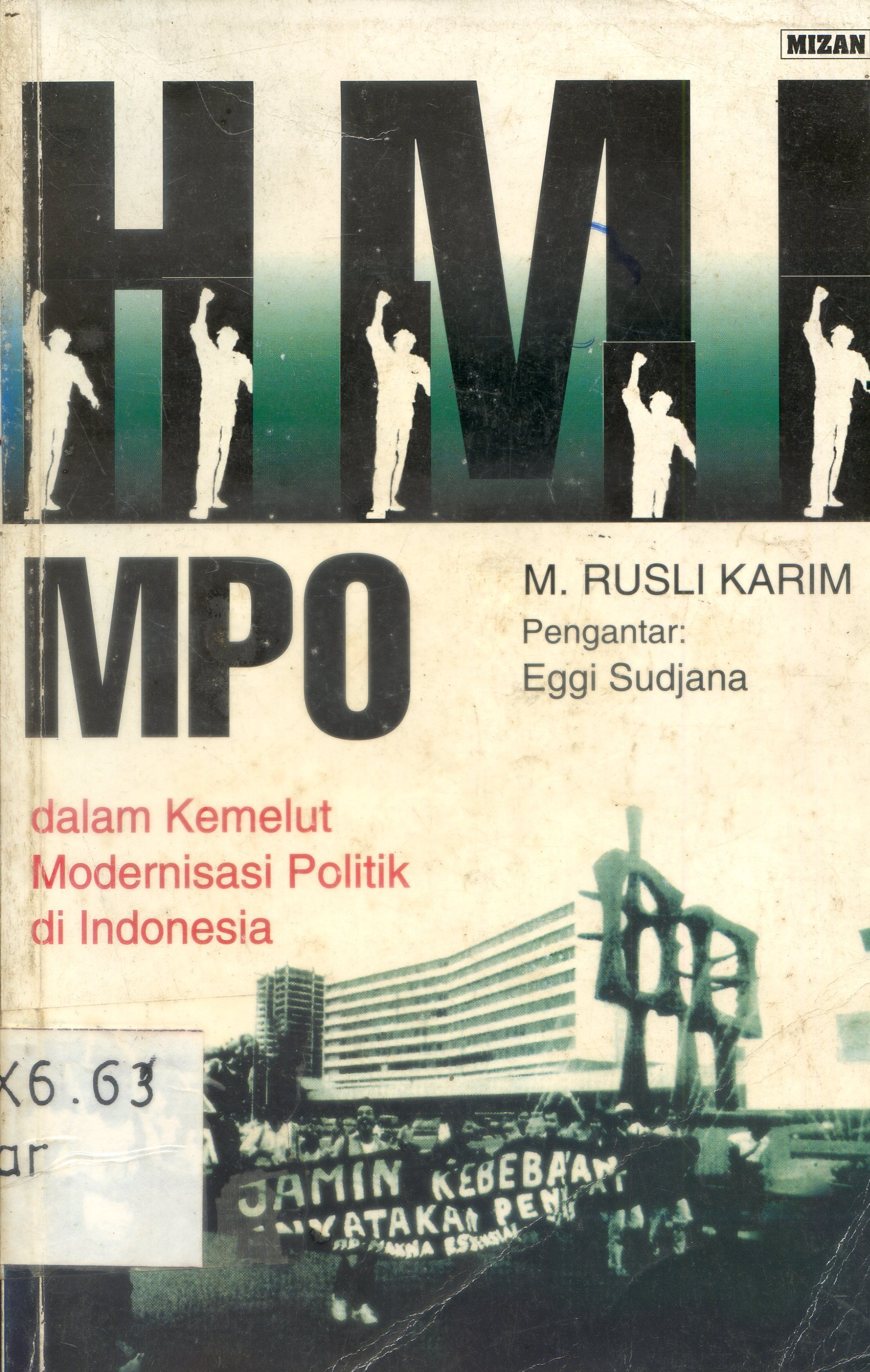 Cover HMIMPO : dalam modernisasi politik di Indonesia / M.Rusli Karim